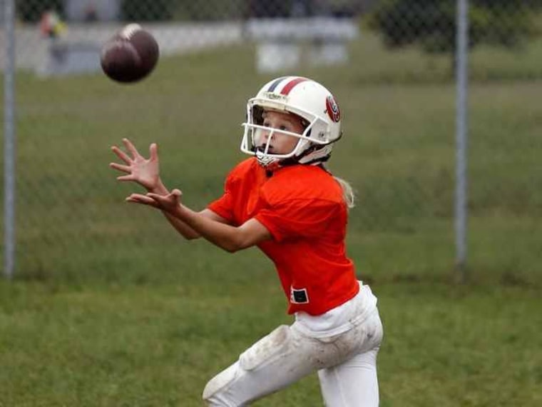 Juliette Haming, girl football player