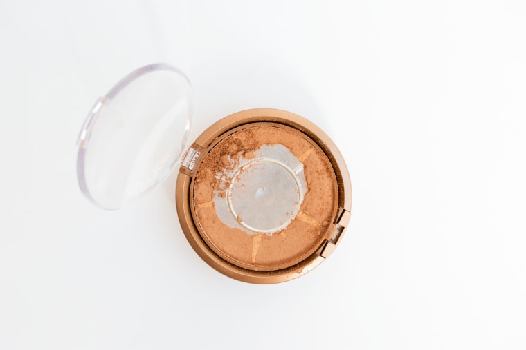 Bronzer makeup hack