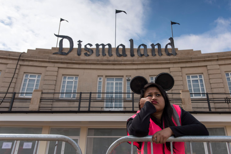 Image: Banksy's "Dismaland" exhibition