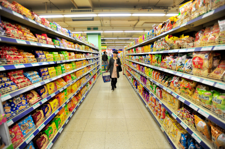 Image: Chinese woman in a supermarket