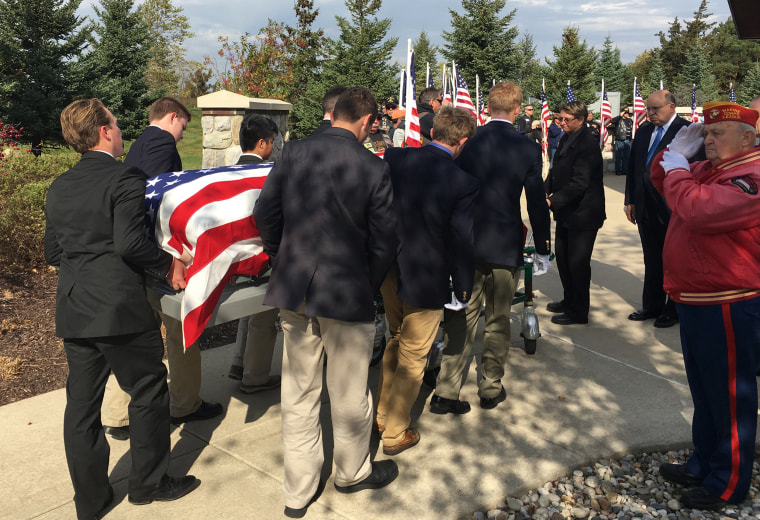 Teens serve as pallbearers for fallen veterans