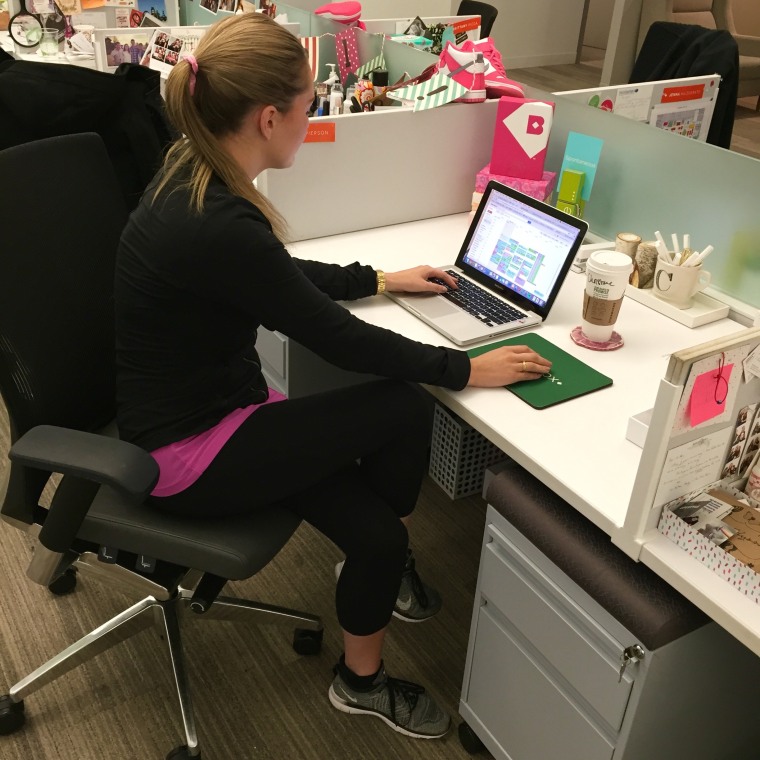 Leggings and workout clothes at the office: OK or not OK?