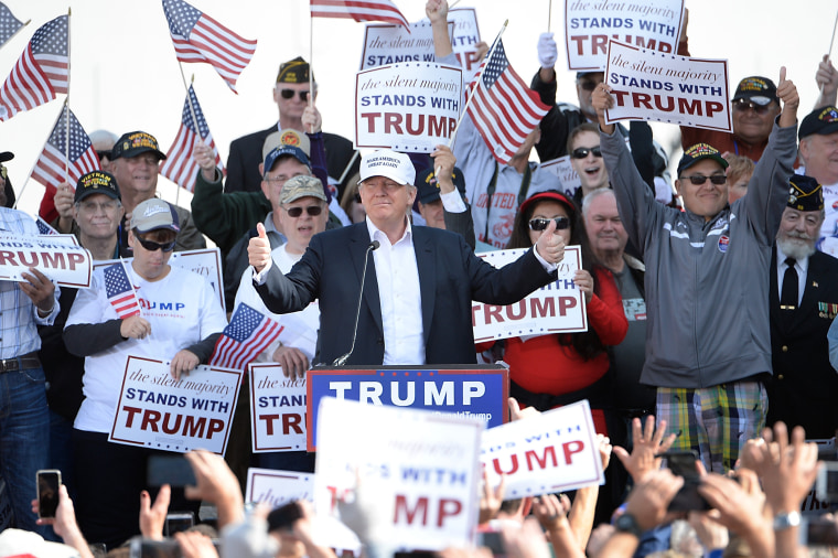 Image: Donald Trump rallies in Norfolk