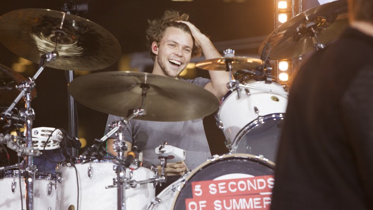 5 Seconds of Summer performs on the TODAY Show plaza.