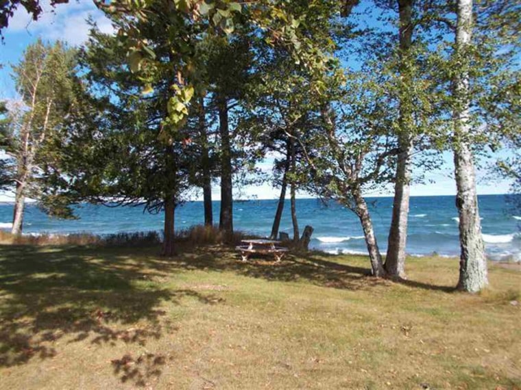 Grand Lake Superior home hits the market