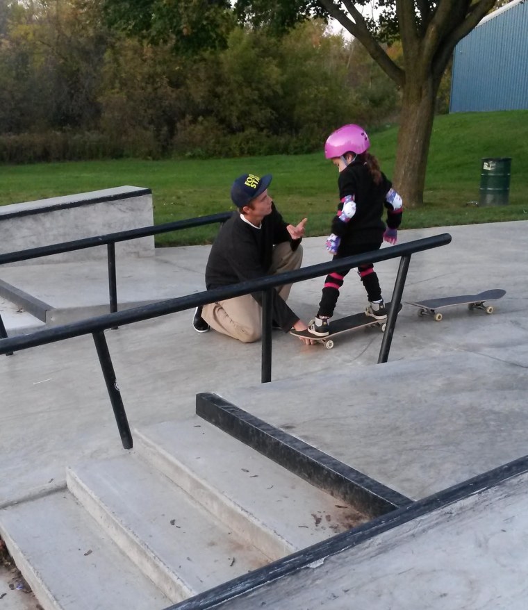 kind nice help teach skateboard park