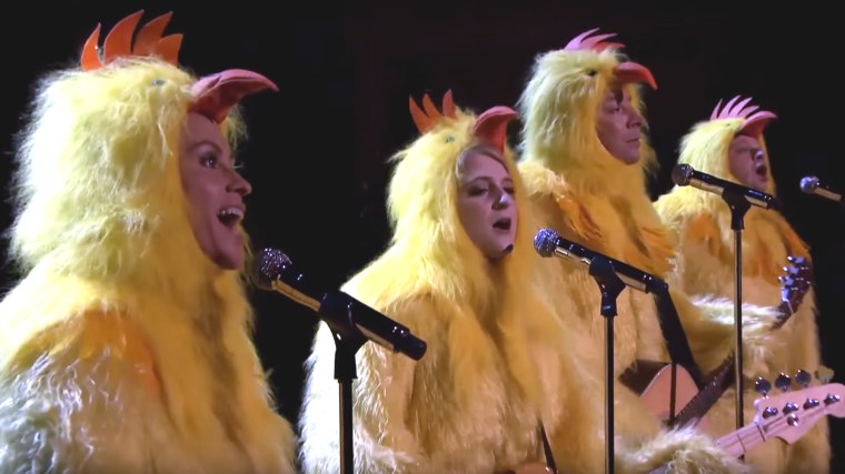 Jimmy Fallon, Alanis Morissette & Meghan Trainor Cluck "Ironic"