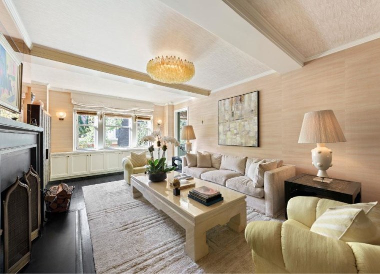 Cameron Diaz lists Greenwich Village apartment.