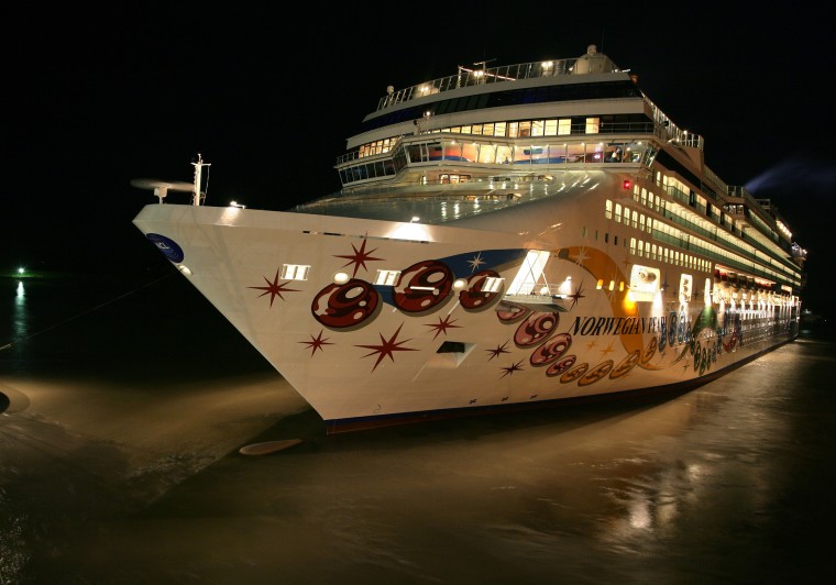The "Norwegian Pearl" of the Norwegian Cruise Line 