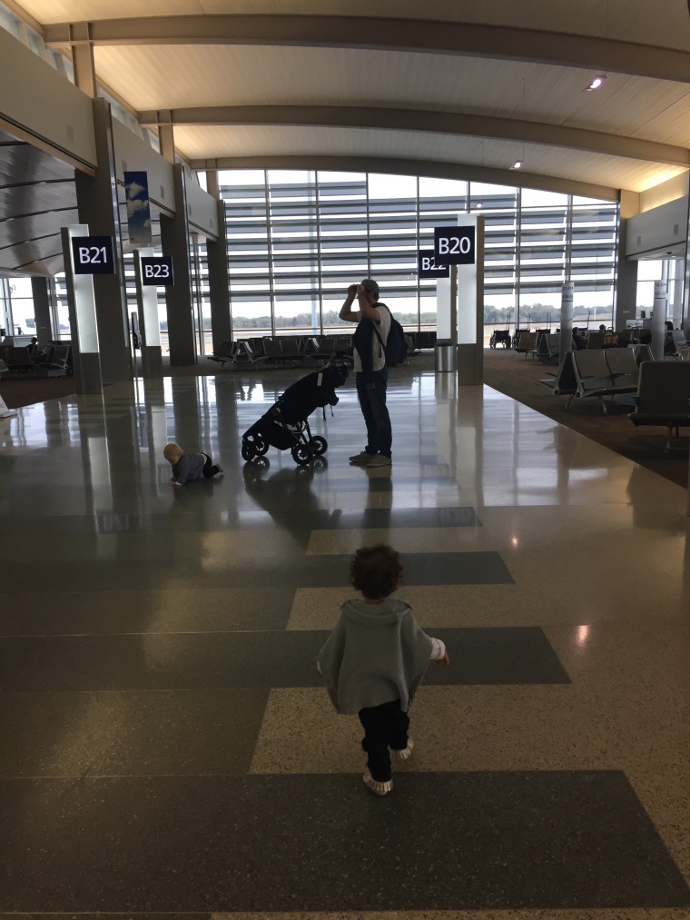 Things I wished I knew before flying with twins