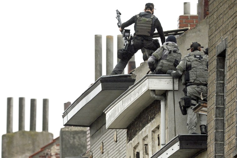 Image: Special forces in Molenbeek area of Brussels