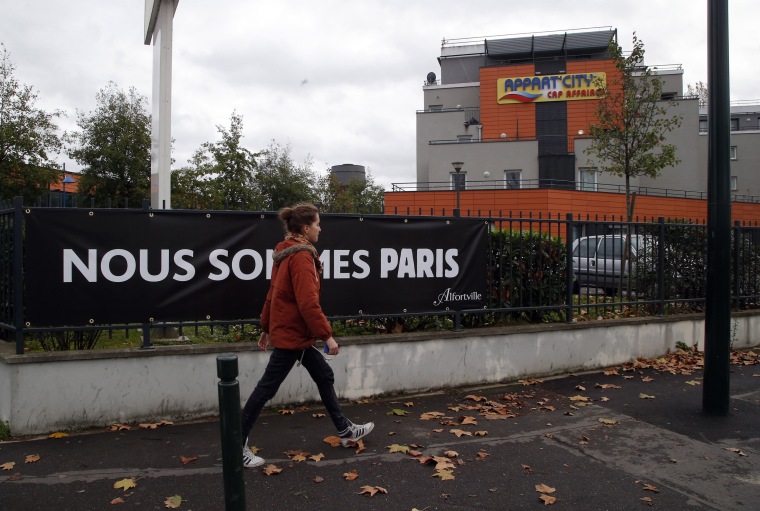 Image: Hotel in suburban Paris