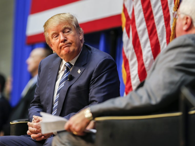 Image: Donald Trump campaigns in Spartanburg, South Carolina, USA