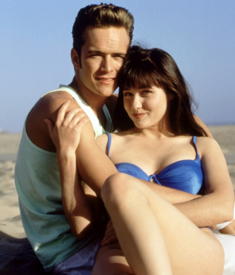 BEVERLY HILLS 90210, (from the left): Luke Perry, Shannen Doherty, 1990-2000. © Aaron Spelling Prod.