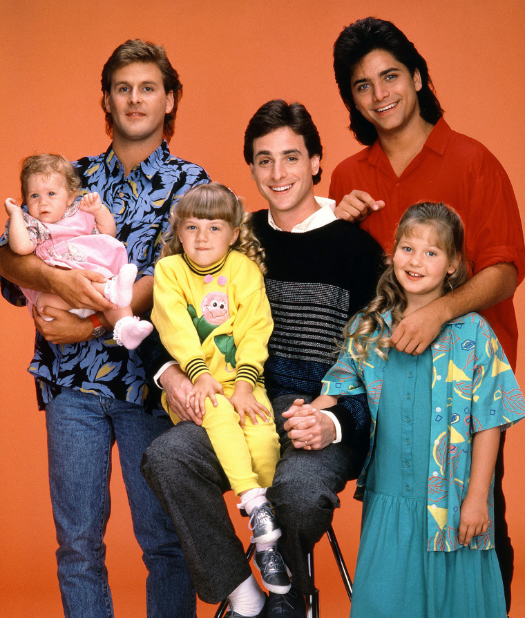 FULL HOUSE, Mary Kate Ashley Olse, Dave Coulier, Jodie Sweetin, Bob Saget, John Stamos, Candace Came