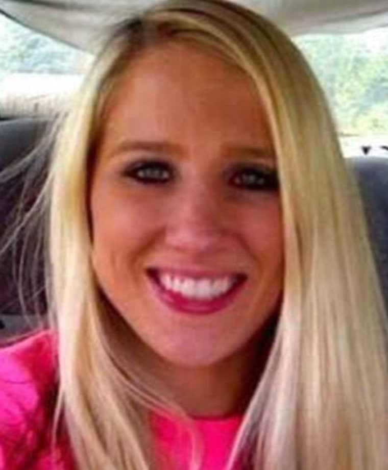 Rebecca Henderson Paulk is described as 5'6" tall, weighing 145 lbs., with blonde hair.