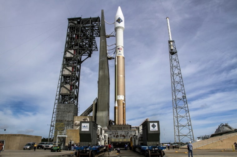 Image: Atlas V rocket carrying Orbital ATK Cygnus spacecraft