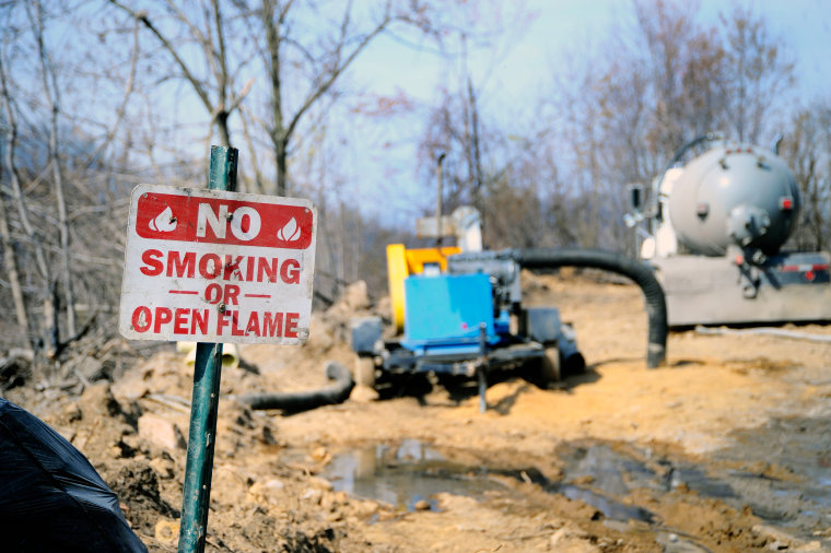 Image: 25 Miners Dead, 4 Unaccounted For In West Virgina Mine Explosion