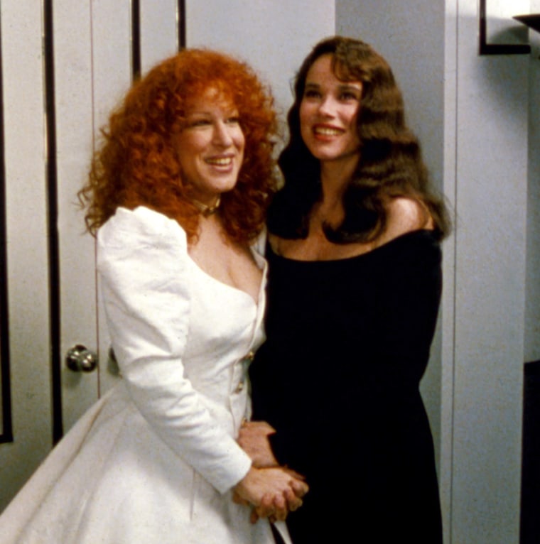 BEACHES, Bette Midler, Barbara Hershey, 1988. © Buena Vista Pictures / courtesy Everett Collection