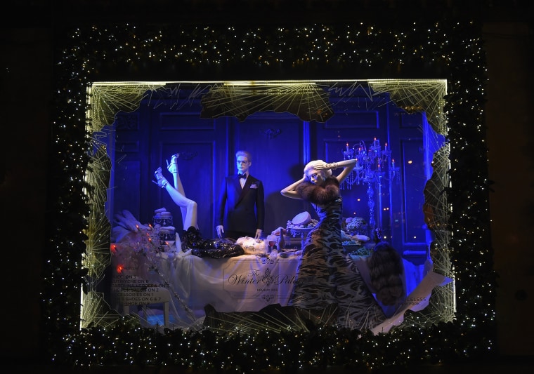 Image: 2015 Holiday Shopping Windows - New York, New York