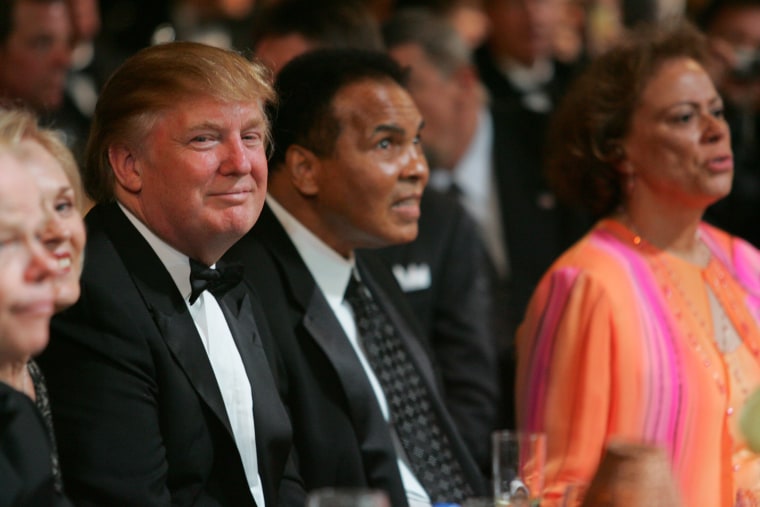 Image: Donald Trump (L) and Muhammad Ali (C)