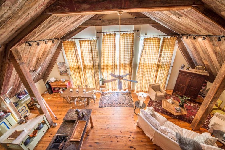 Country home that looks like a barn hits the market in South Carolina.