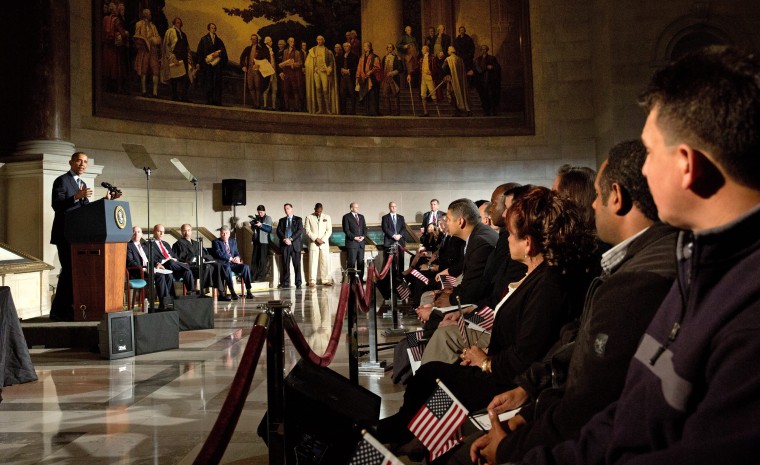 Image: Obama at naturalization ceremony