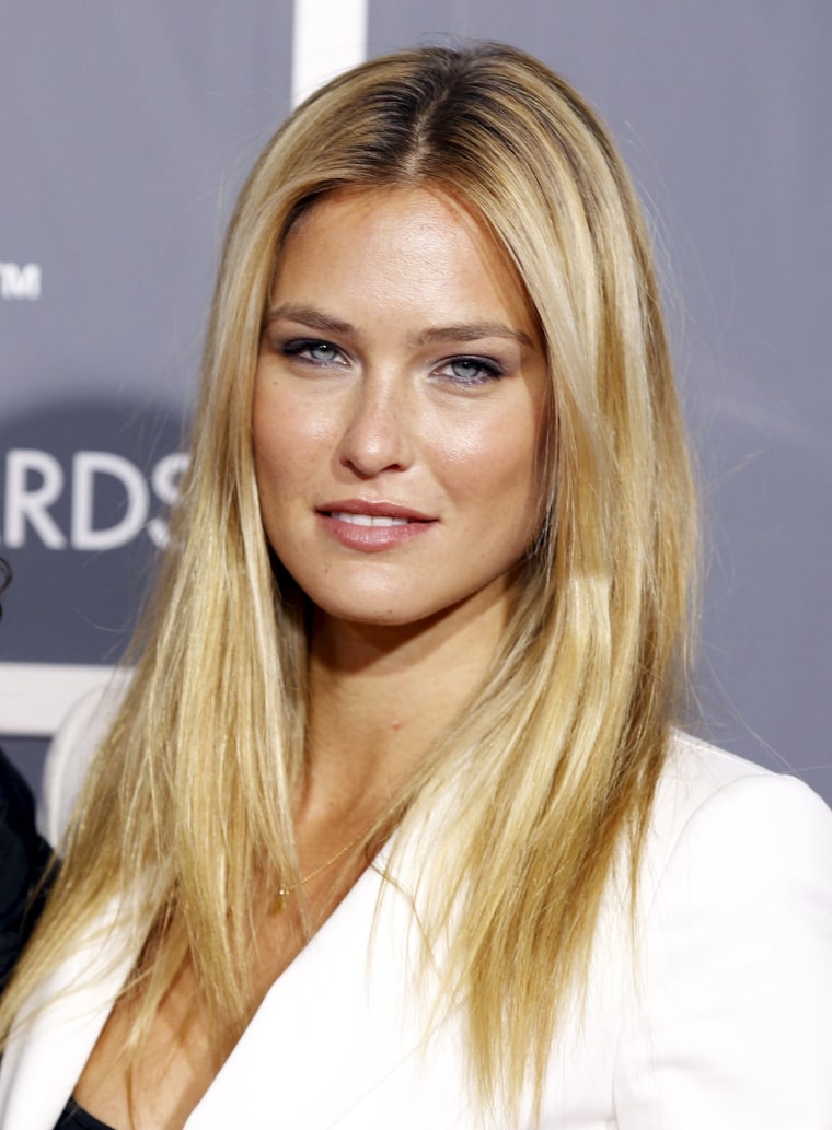 Image: Israeli model Bar Refaeli arrives at the 53rd annual Grammy Awards in Los Angeles