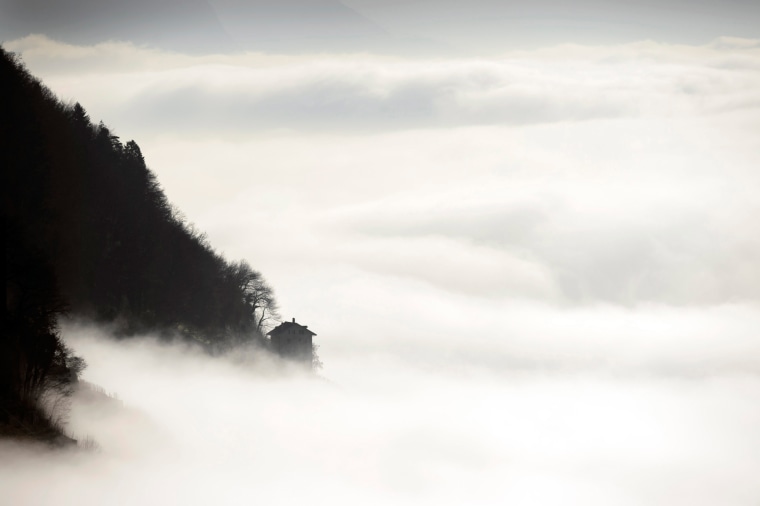 Image: Morning fog at Lake Geneva