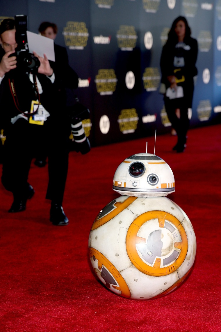 Even droid BB-8 got in on the red carpet action.
