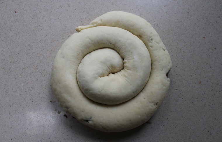 Nutella-Swirl Scones: Coil the dough log like a snail