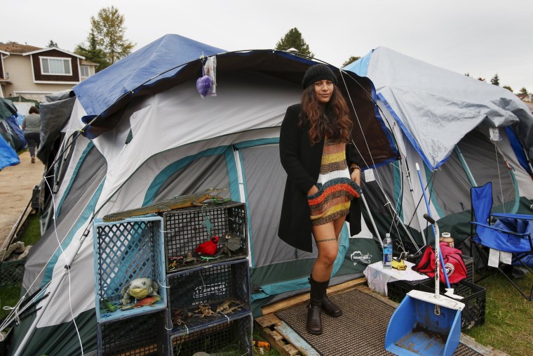 Image: The Wider Image: Homeless in America's tent cities