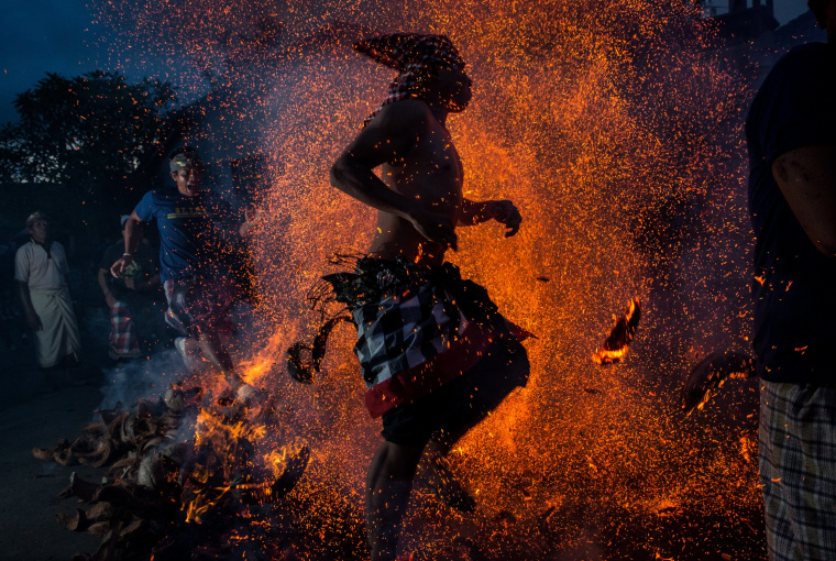 Image: Balinese Fire Ritual Held On Eve Of Nyepi