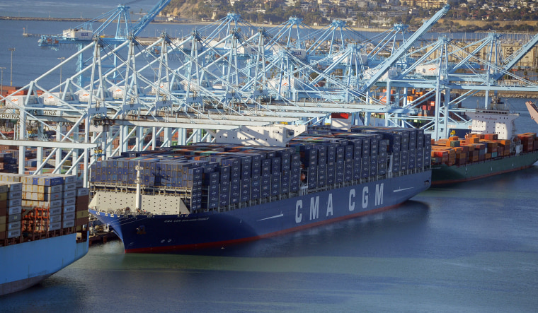 Image: The largest container ship to ever make port in North America unloads