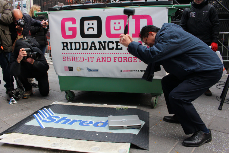 Good Riddance Day 2015 in Times Square
