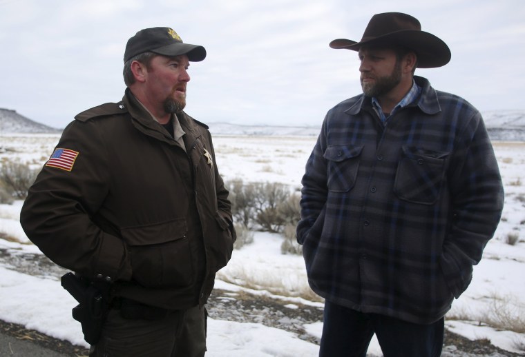 Image: Ammon Bundy meets with sheriff