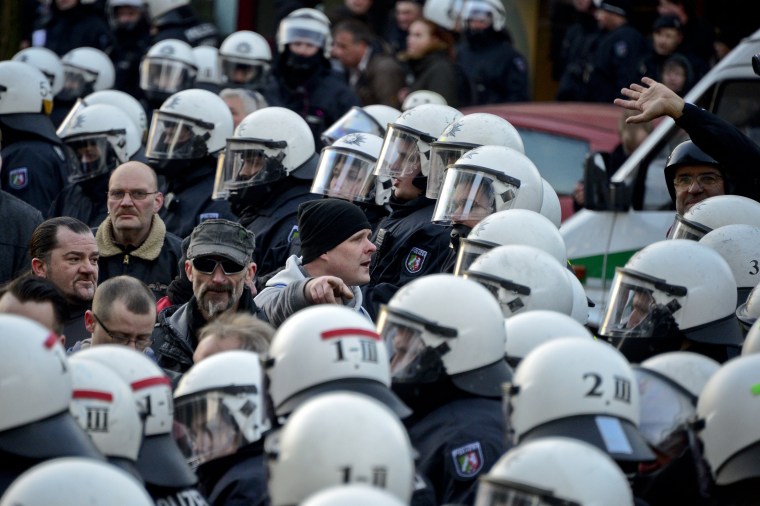 Image: Right-Wing Groups Rally Following Cologne Sex Attacks