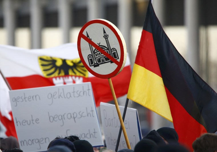 Image: Supporters of anti-immigration right-wing movement PEGIDA protest in Cologne