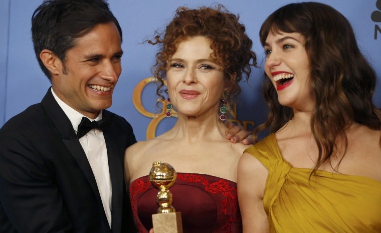Image: Gabriel Garcia Bernal, Bernadette Peters and Lola Kirke