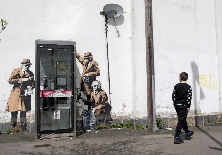 Image: Possible Banksy Artwork Around A Telephone Box
