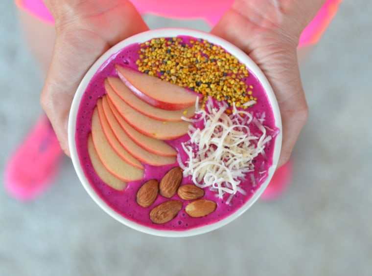 Pitaya smoothie bowl recipe by TODAY Food Club member Athlete Food