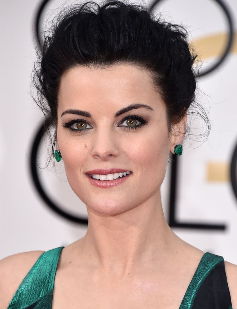 Jaimie-Alexander-golden-globes-today-160112