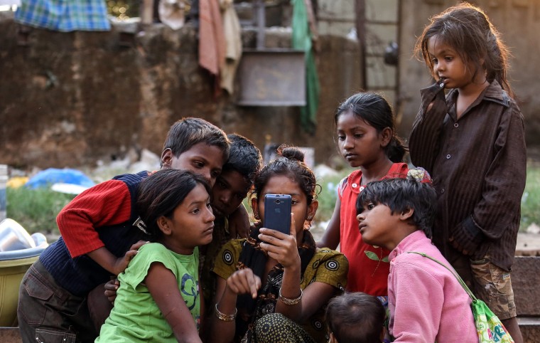 Image: Homeless children in Mumbai