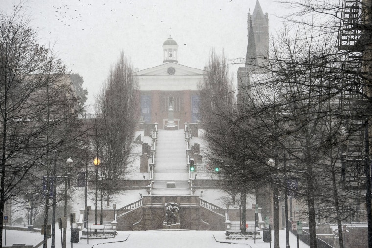 Image: Snow falls at Monument Terrace in Lynchburg, Va.