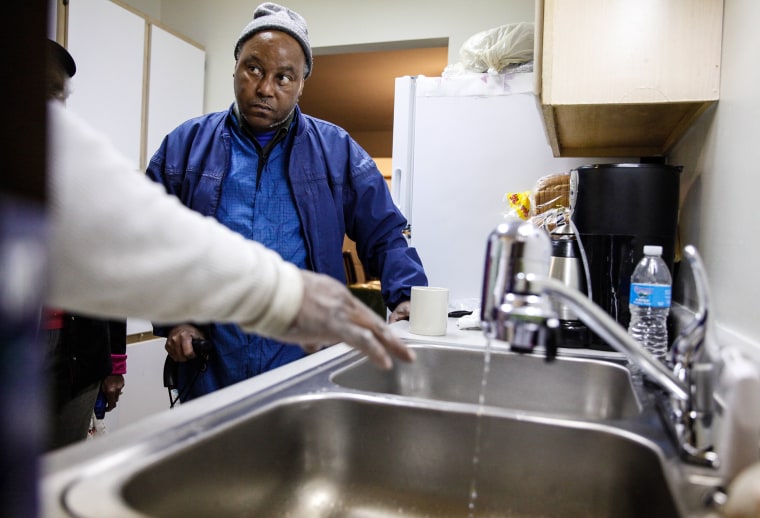 Image: Federal State Of Emergency Declared In Flint, Michigan Over Contaminated Water Supply