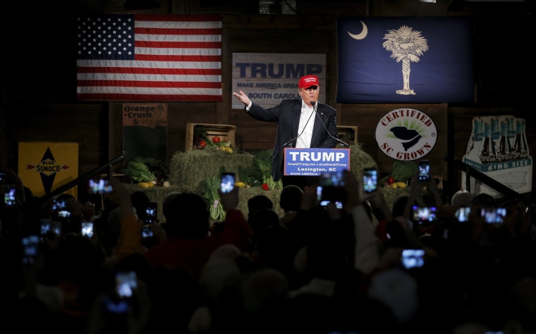 Image: Republican presidential candidate Donald Trump speaks during a campaign event in Lexington