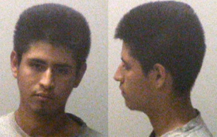 Gabriel Castillo Perez escaped federal custody in Somerville, Mass.