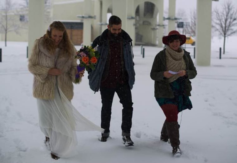 Winter Storm Jonas Can T Stop Nashville Couple From Wedding Day