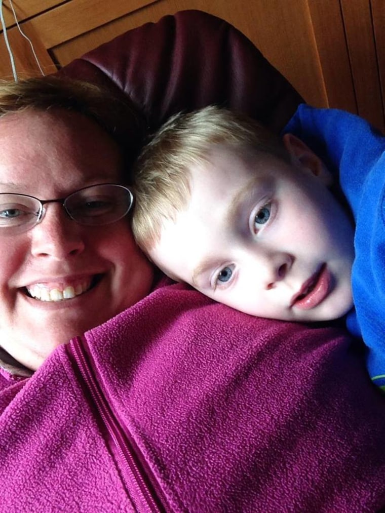 Lauren Nordberg, whose son has autism, received a kind note from a stranger at a diner