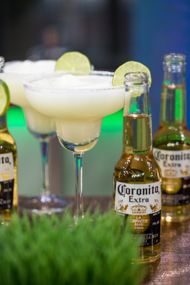 Home and food ideas for your Super Bowl party: beergaritas